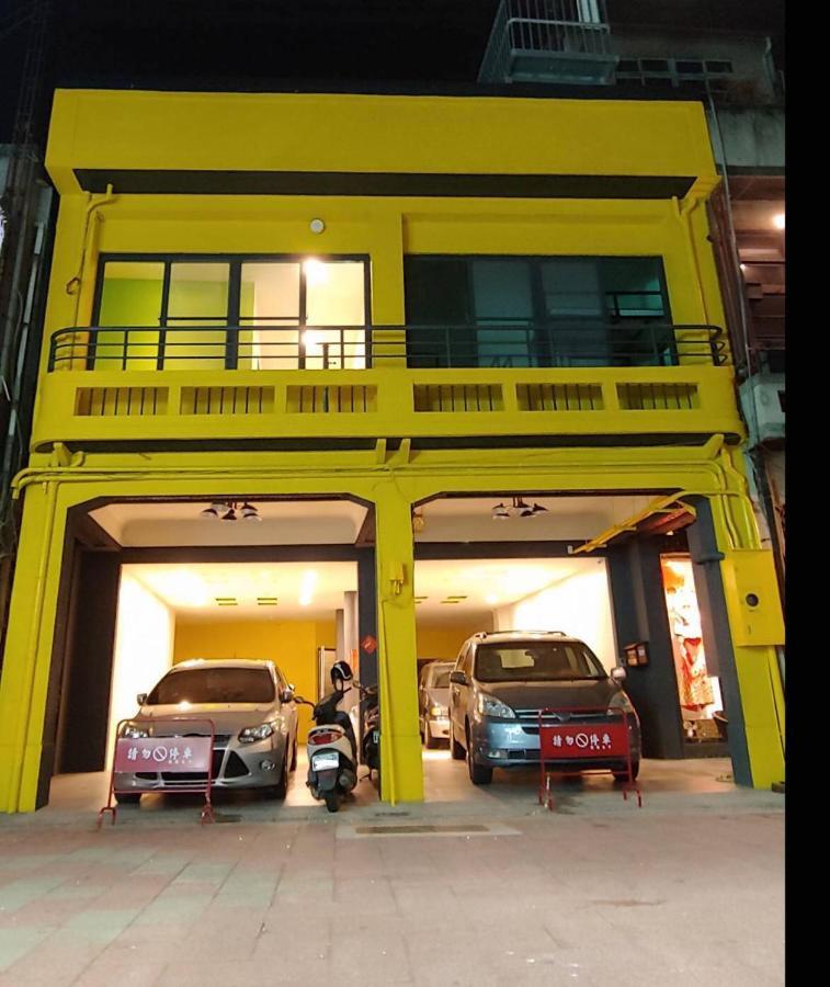 客旅家青年旅館 Travelers Plus Chiayi City Exterior photo